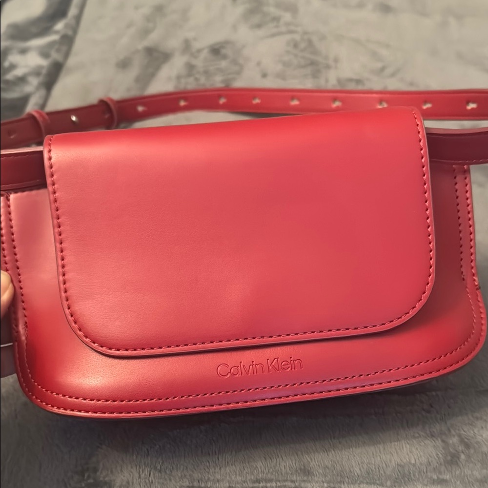 Calvin Klein Red Shoulder/Crossbody Bag with Flap Closure